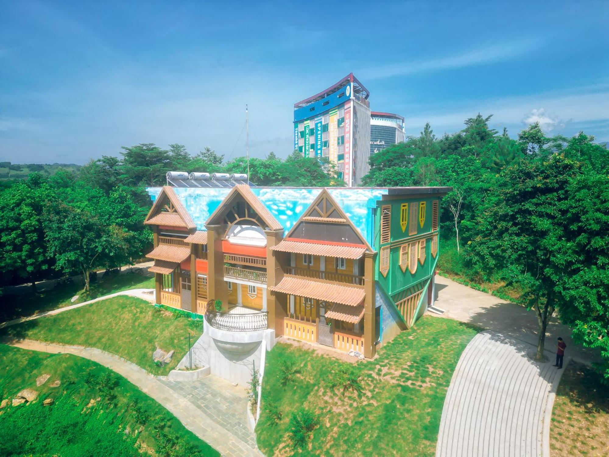 Meddom Park Hotel Cao Phong Exterior foto